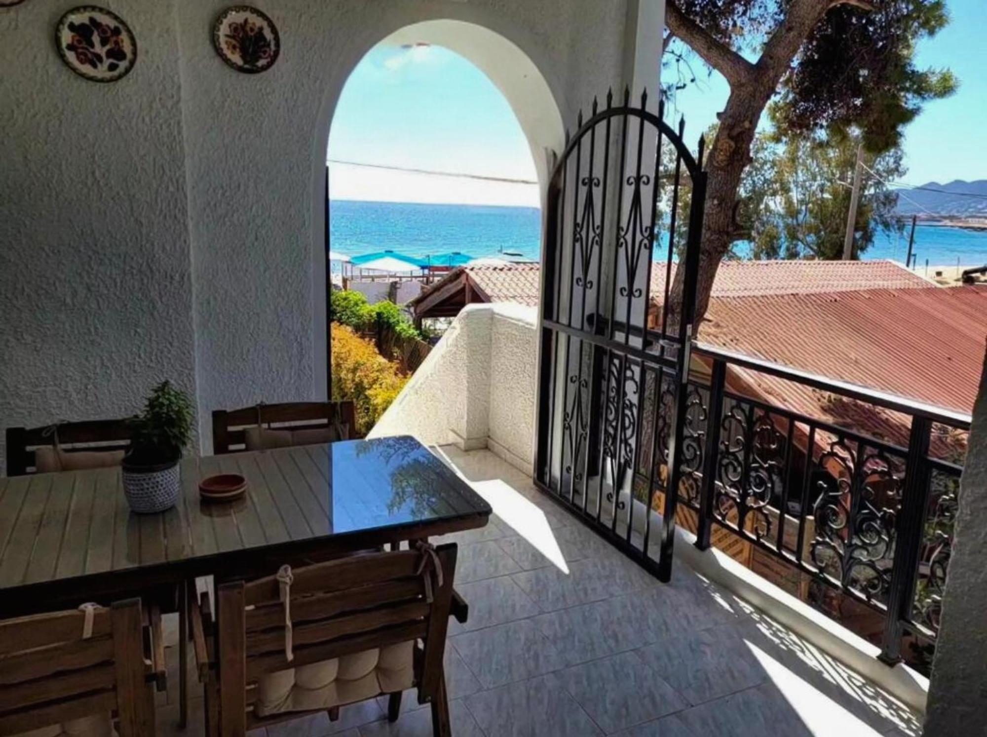 Aphrodite'S Apartments Artemida  Exterior photo